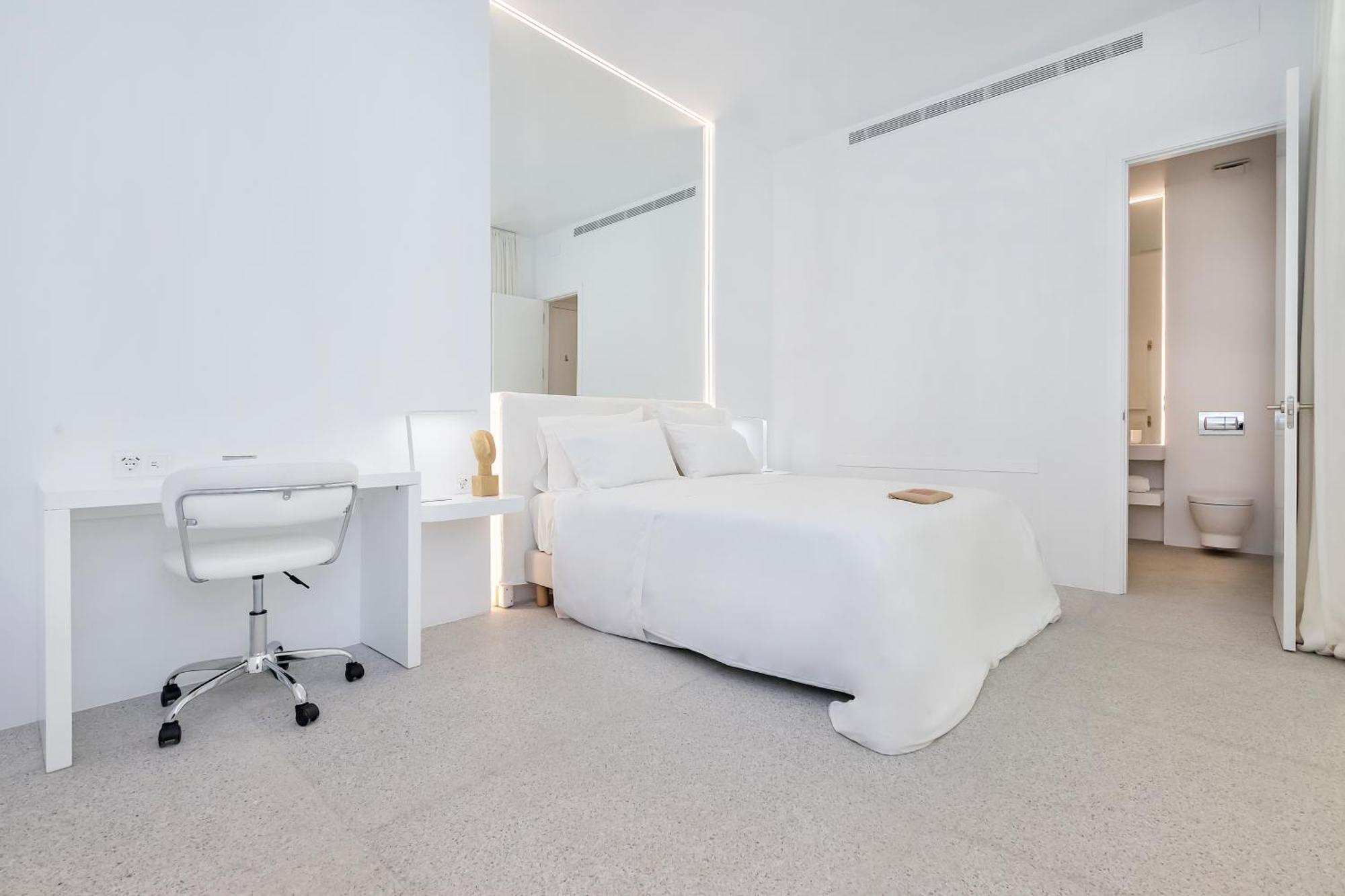 Bhost - Lumiere Suites Kordoba Bagian luar foto