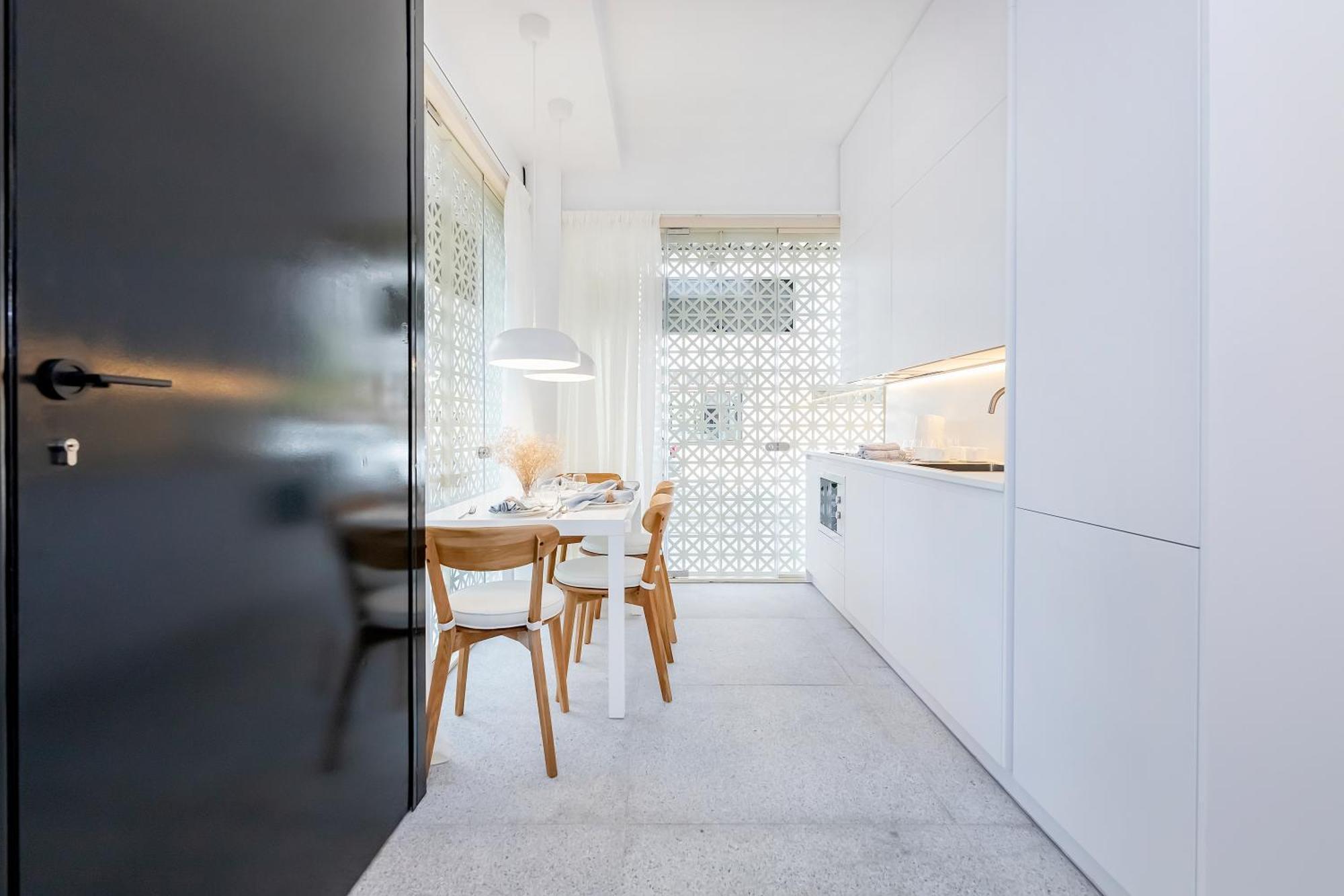 Bhost - Lumiere Suites Kordoba Bagian luar foto