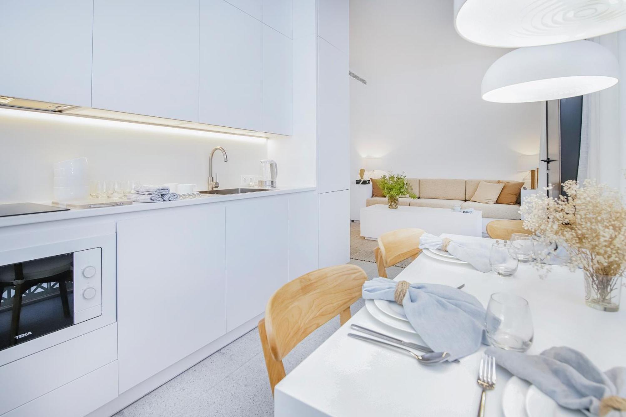 Bhost - Lumiere Suites Kordoba Bagian luar foto