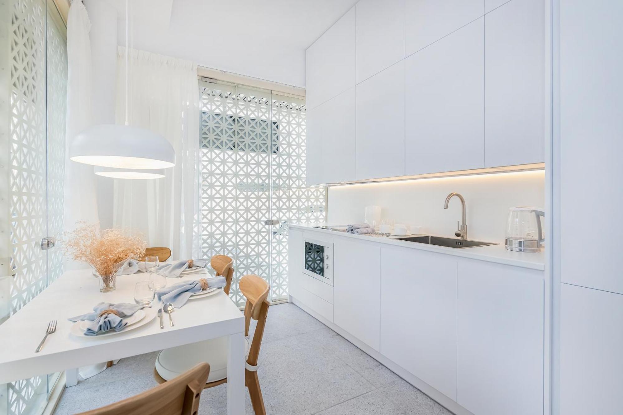 Bhost - Lumiere Suites Kordoba Bagian luar foto